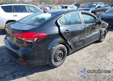 2017 Kia Forte Lx z USA, uszkodzony, nr VIN 3KPFK4A7XHE099680